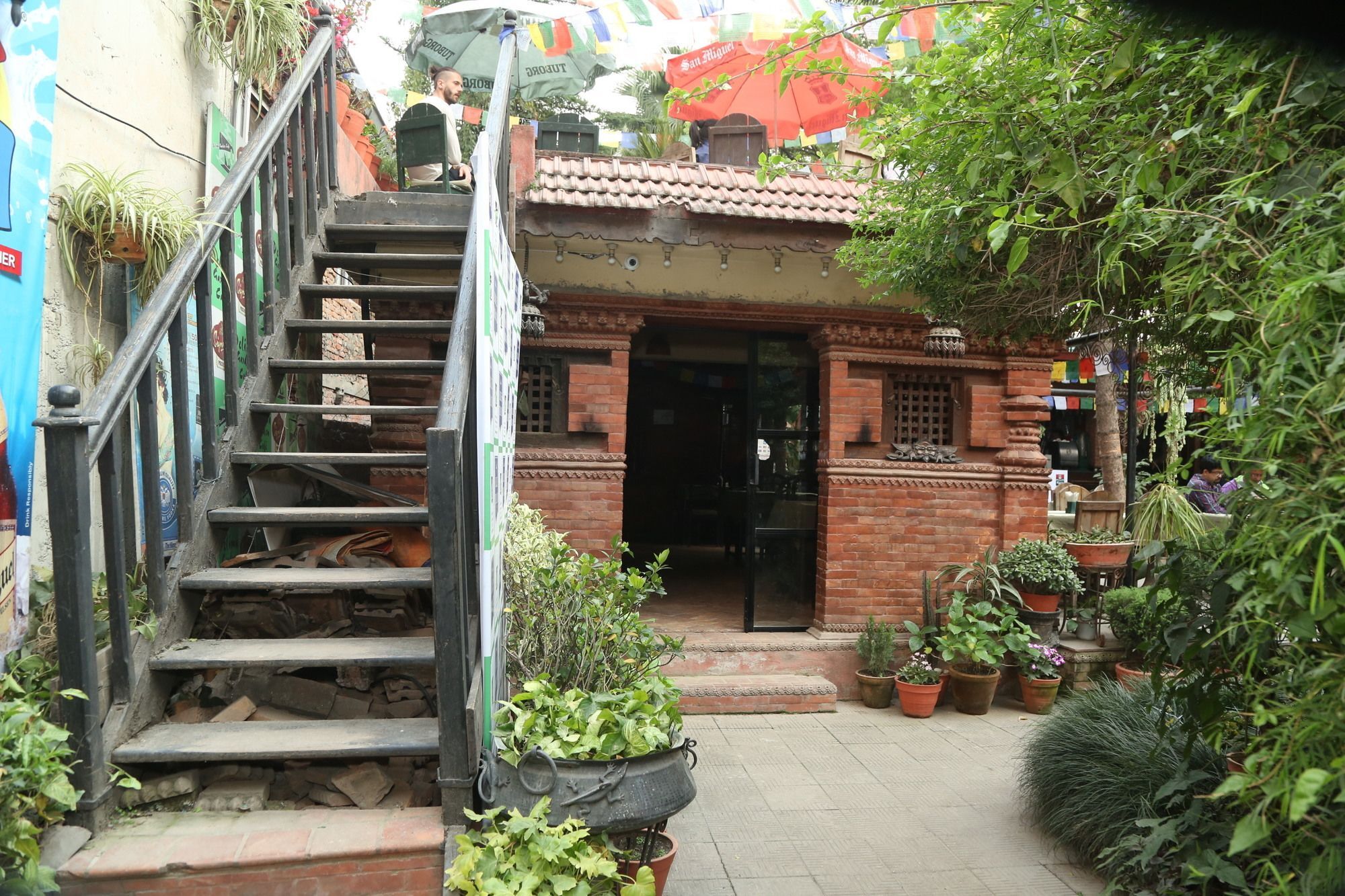 Hotel Himalayan Oasis Katmandú Exterior foto