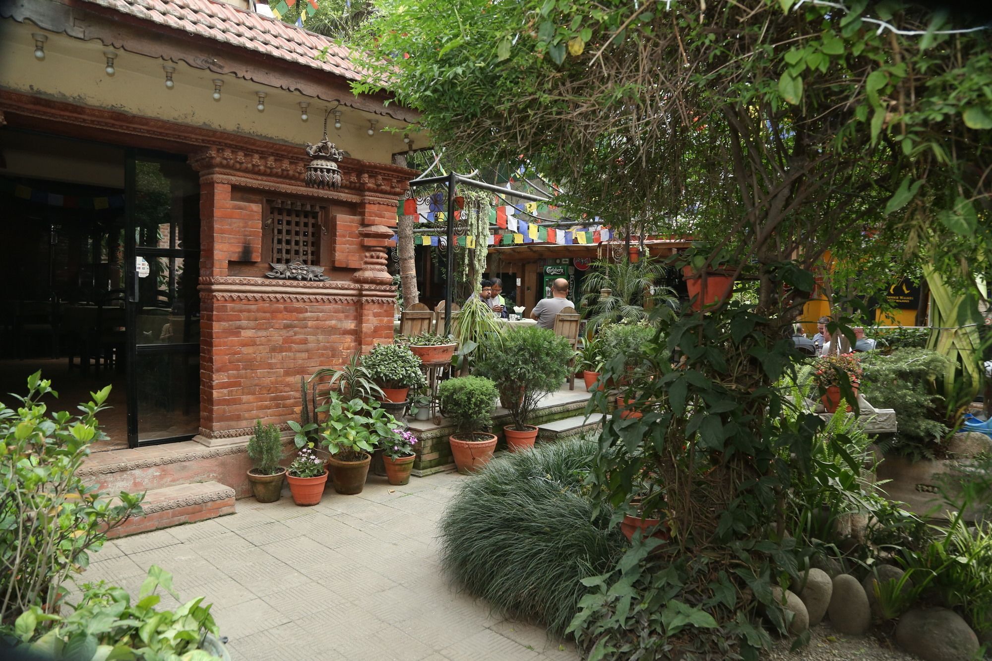Hotel Himalayan Oasis Katmandú Exterior foto